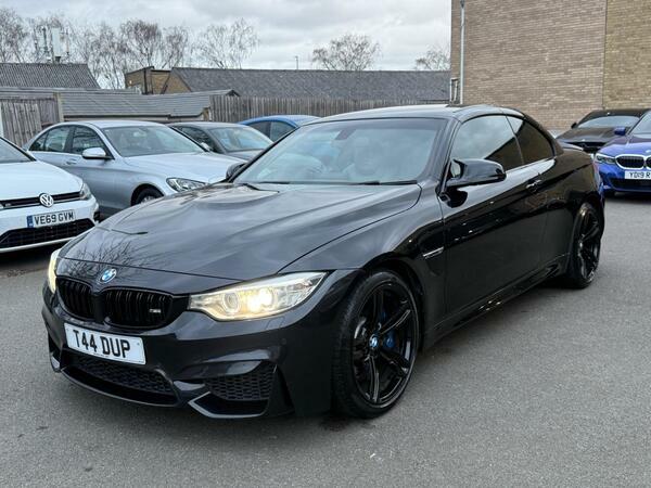 BMW M4 3.0 M4 Black #23
