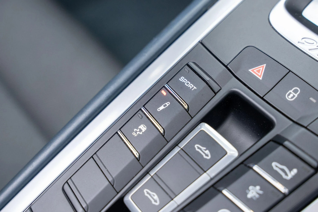 Porsche 911 Automatic Black #34