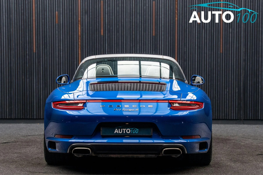 Porsche 911 Automatic Black #22