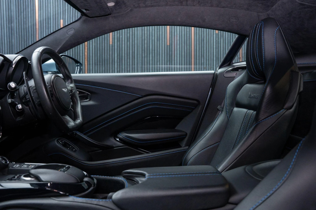 Aston Martin Vantage Hatchback Black #37