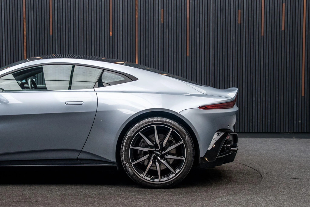 Aston Martin Vantage Hatchback Black #17
