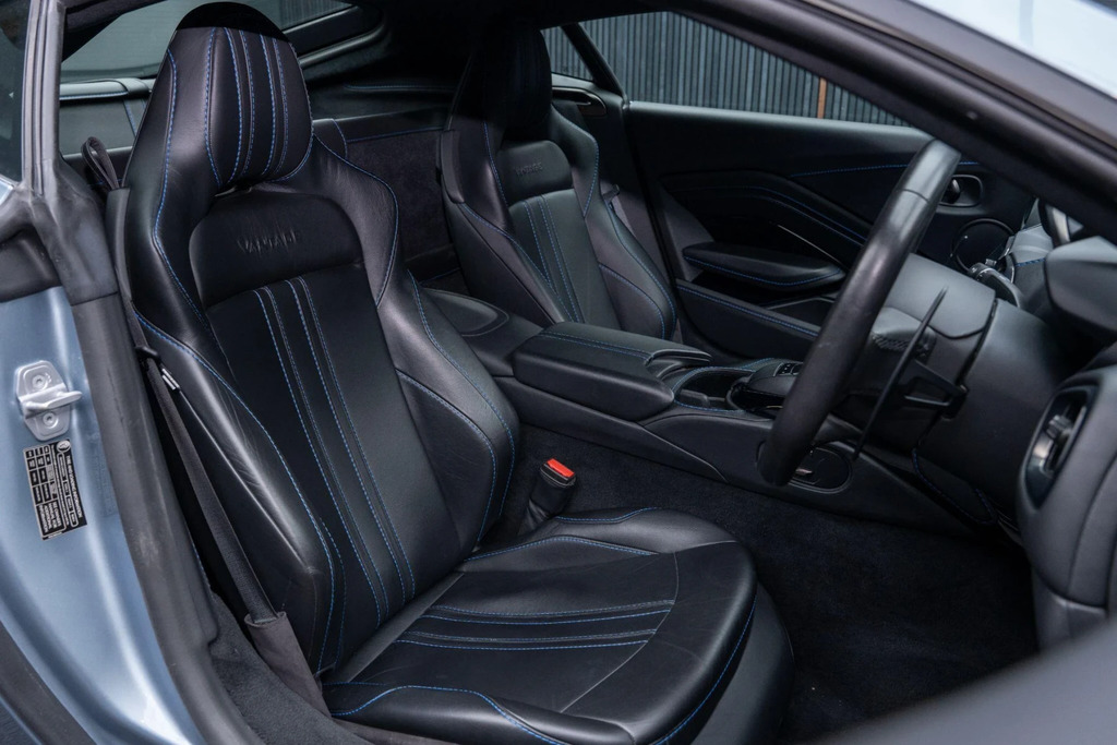 Aston Martin Vantage Hatchback Black #12
