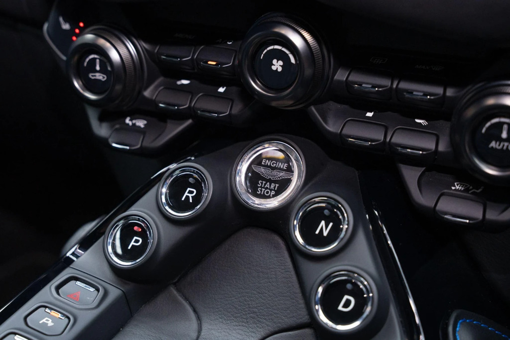 Aston Martin Vantage Hatchback Black #10