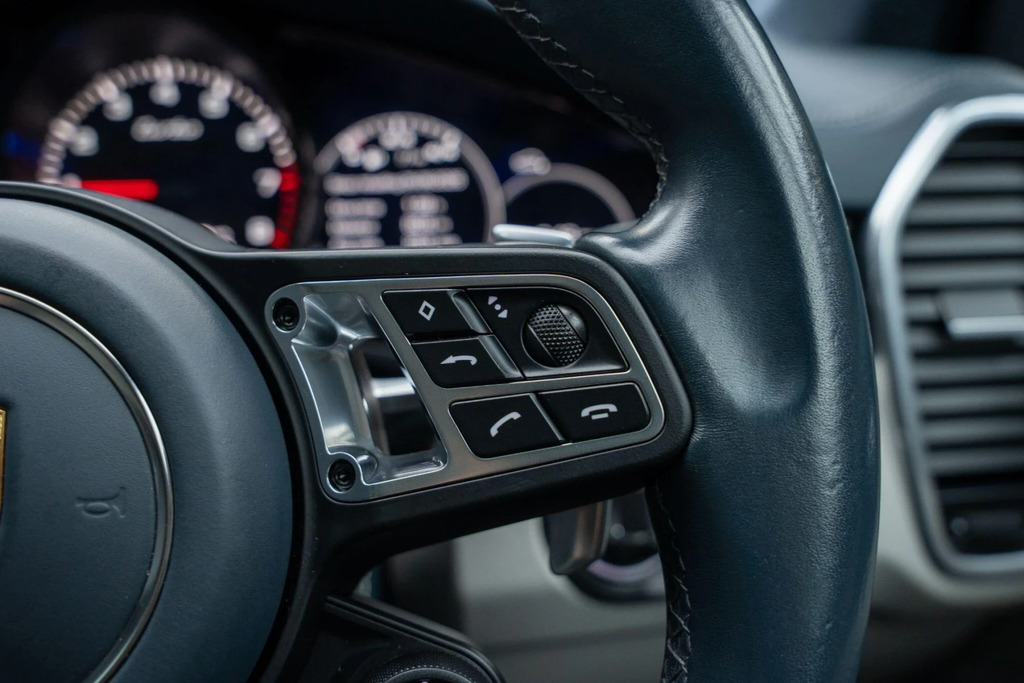 Porsche Cayenne Cayenne T S E-hybrid Grey #18