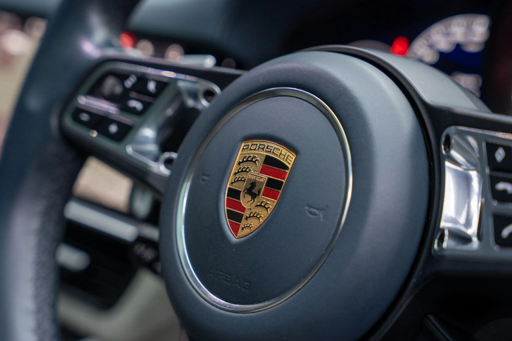 Porsche Cayenne Cayenne T S E-hybrid Grey #31