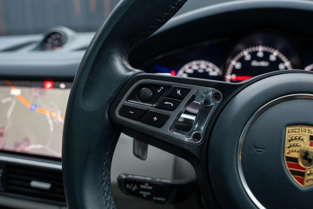 Porsche Cayenne Cayenne T S E-hybrid Grey #17