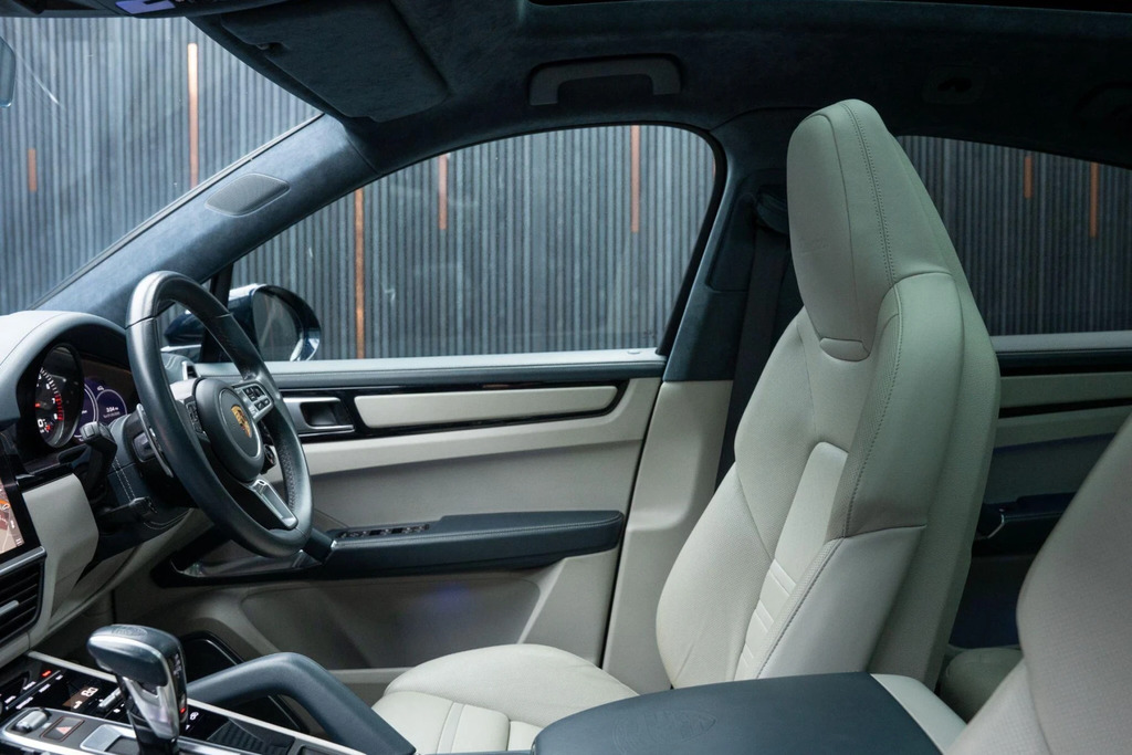 Porsche Cayenne Cayenne T S E-hybrid Grey #41