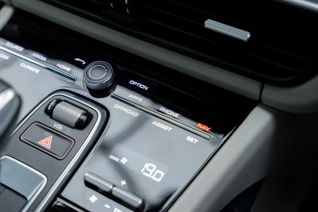 Porsche Cayenne Cayenne T S E-hybrid Grey #32