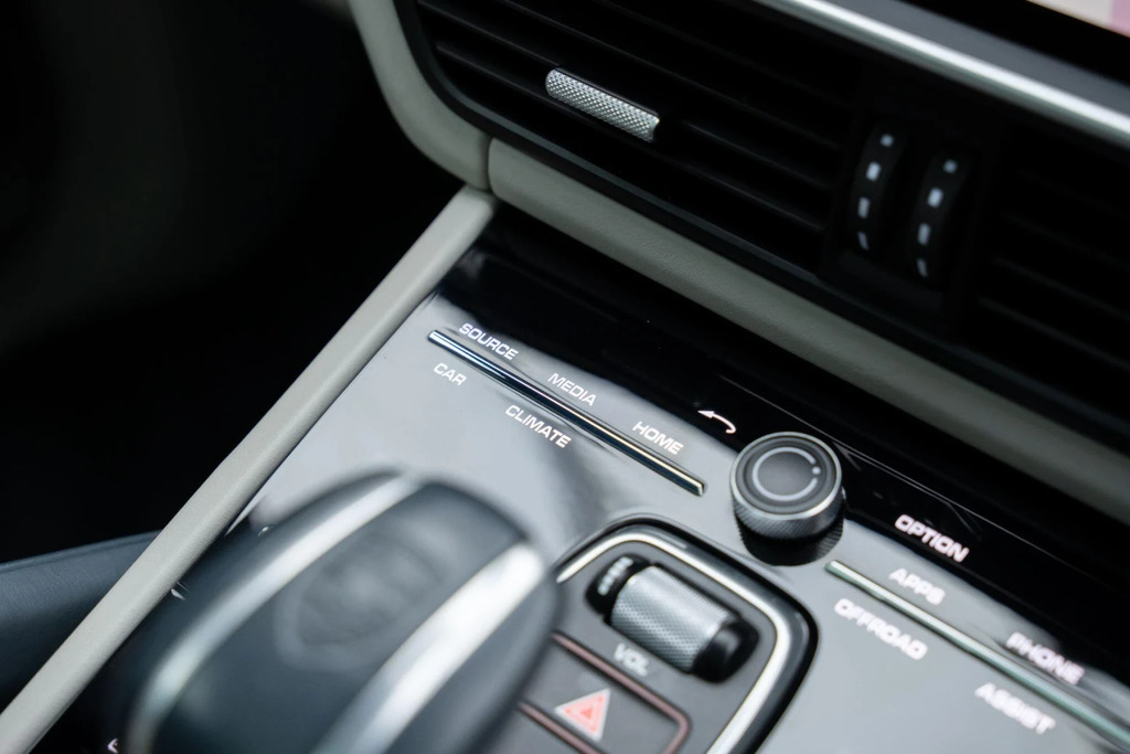 Porsche Cayenne Cayenne T S E-hybrid Grey #34