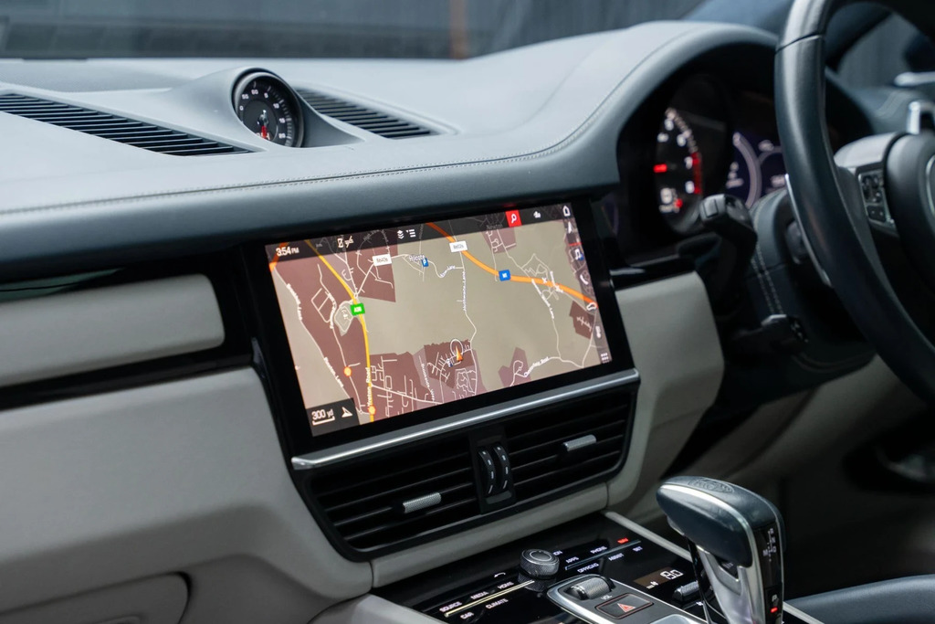 Porsche Cayenne Cayenne T S E-hybrid Grey #52