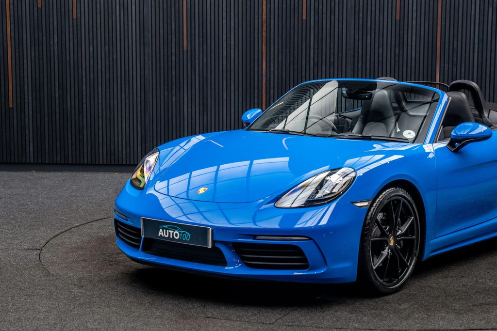 Porsche 718 Boxster 2.5 S Red #17