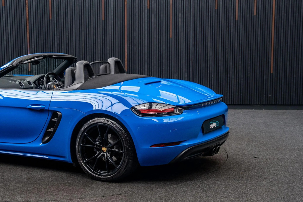 Porsche 718 Boxster 2.5 S Red #13