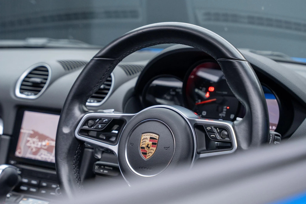 Porsche 718 Boxster 2.5 S Red #40