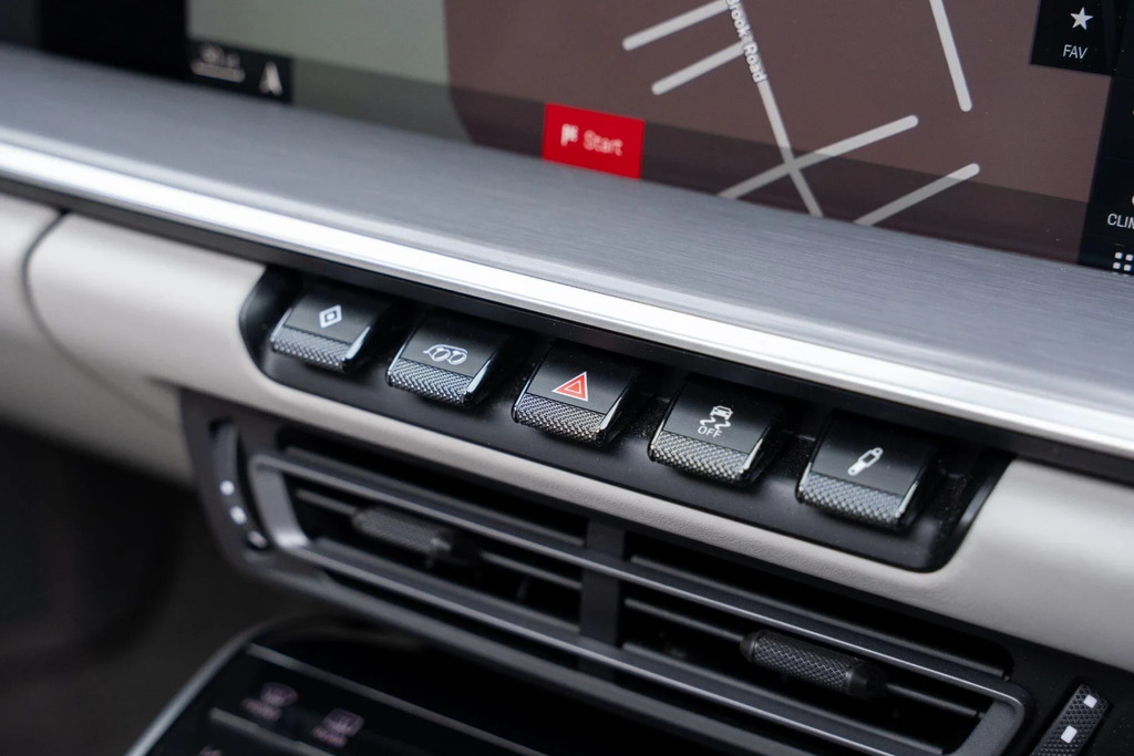 Porsche 911 S Pdk Silver #26