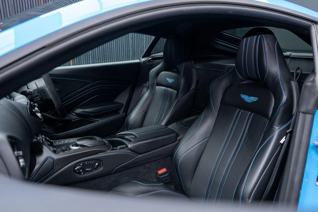 Aston Martin Vantage V8 Black #34
