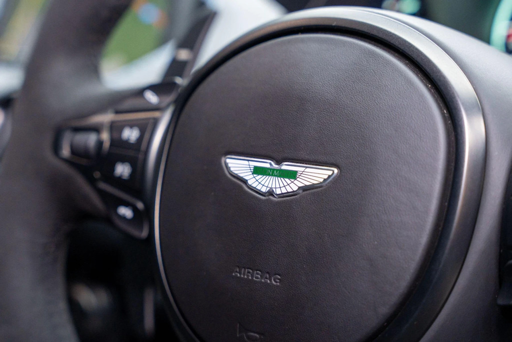 Aston Martin Vantage V8 Black #30