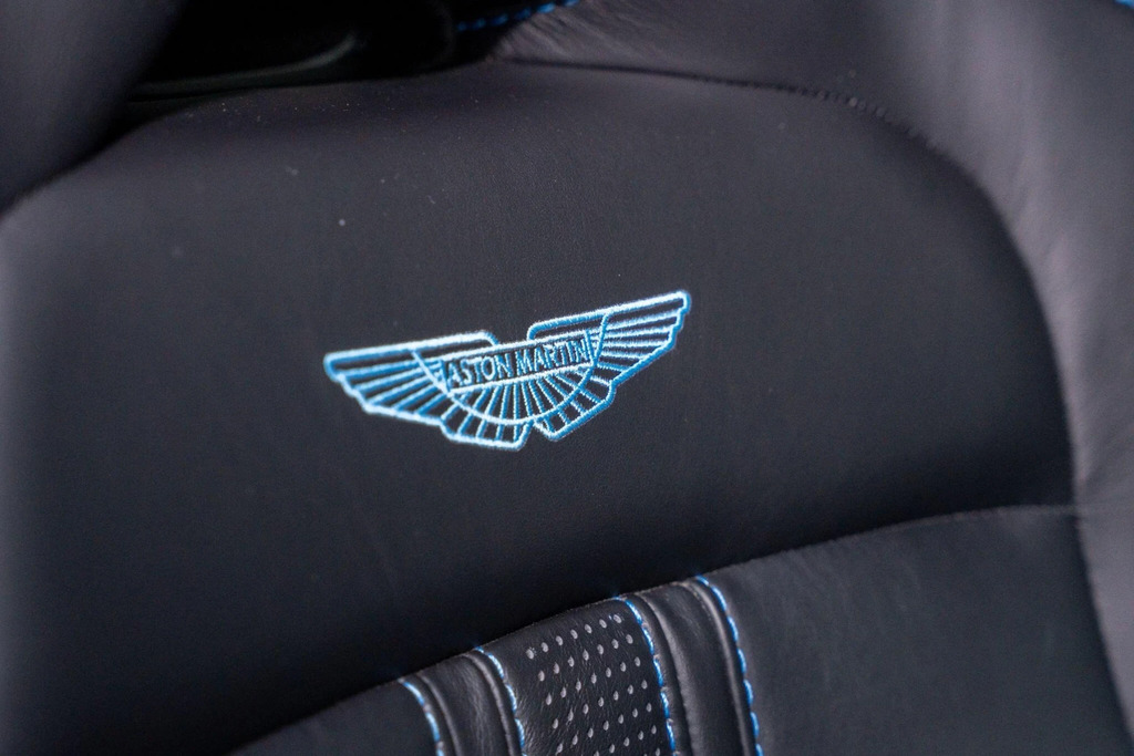 Aston Martin Vantage V8 Black #8