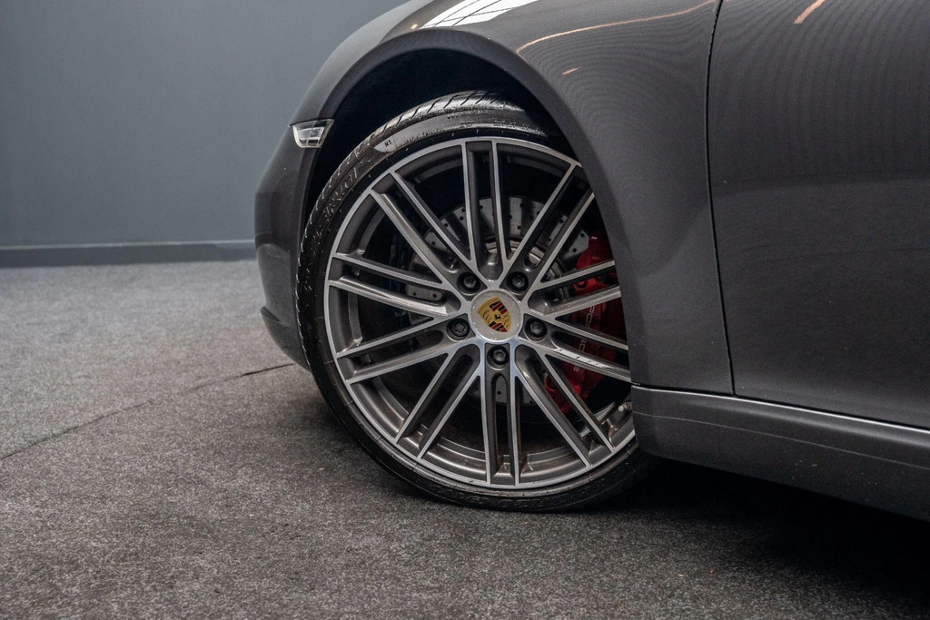 Porsche 911 2017 67 Carrera Red #15