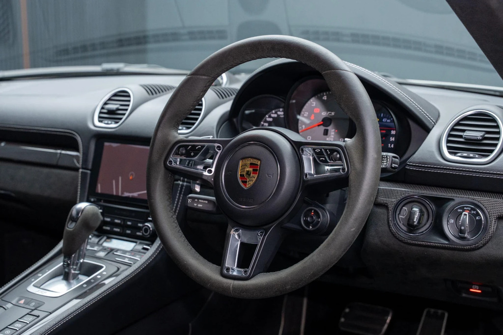 Porsche 718 Cayman 2L Null Grey #4