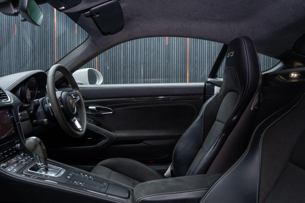 Porsche 718 Cayman 2L Null Grey #40