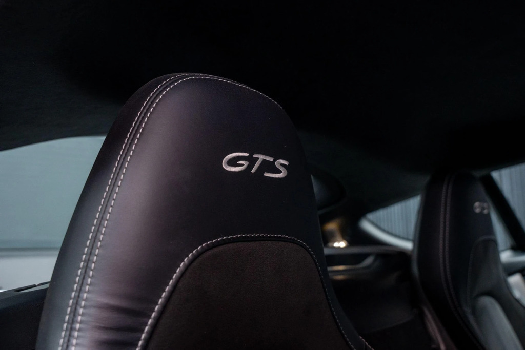 Porsche 718 Cayman 2L Null Grey #14