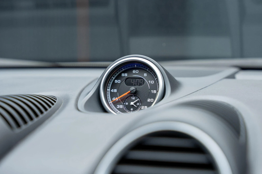 Porsche 718 Cayman 2L Null Grey #8