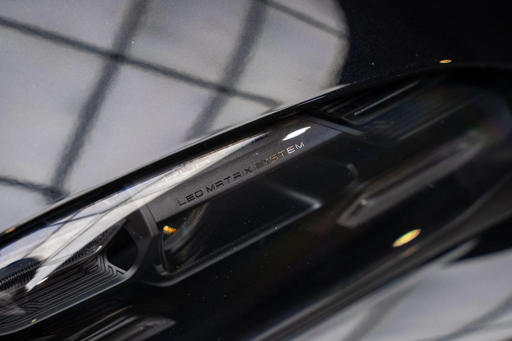 Porsche Taycan Performance Plus 4S Grey #27