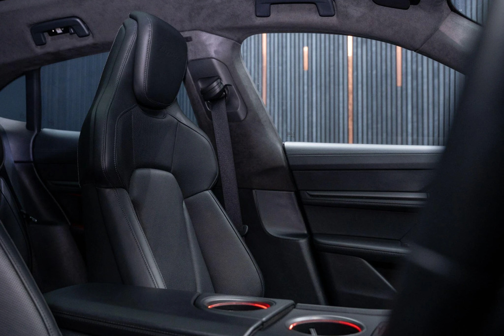 Porsche Taycan Performance Plus 4S Grey #45