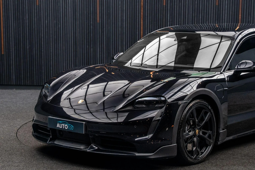Porsche Taycan Performance Plus 93.4Kwh Turbo Cross Turismo Black #5