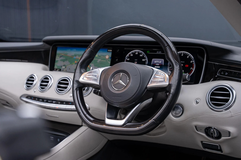 Mercedes-Benz S Class 4.7 S500 V8 Amg Line Premium Cabriolet G-tronic Black #4