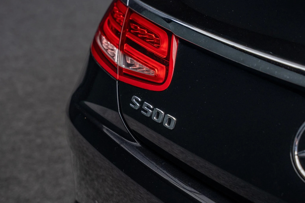 Mercedes-Benz S Class Amg S 63 Black #27