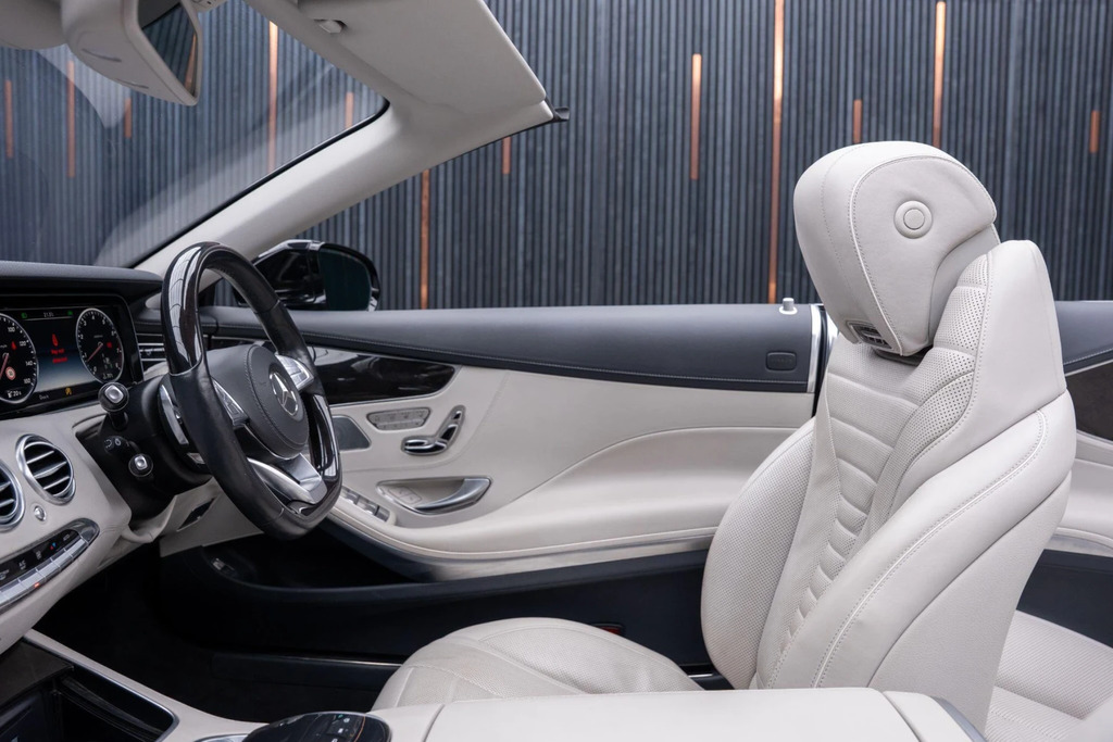 Mercedes-Benz S Class Amg S 63 Black #41