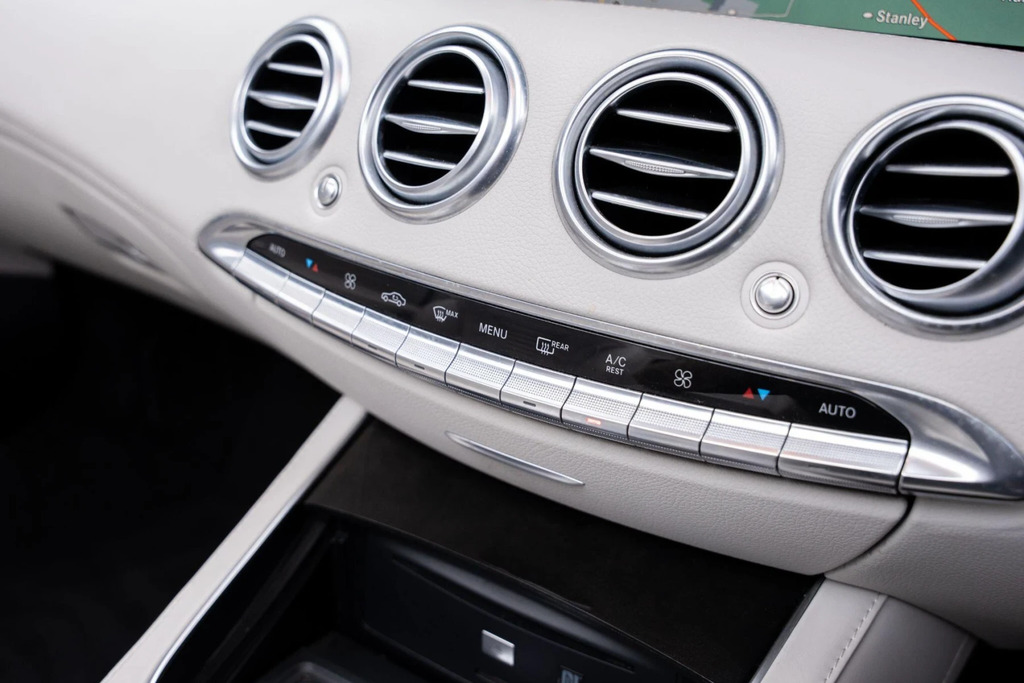 Mercedes-Benz S Class Amg S 63 Black #28