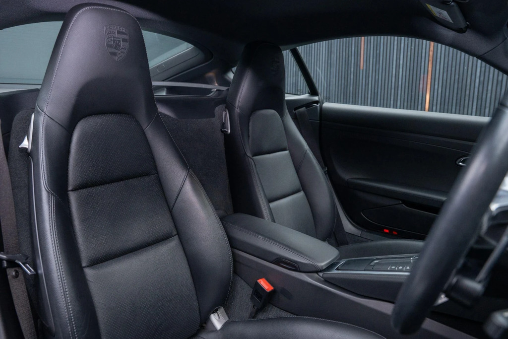Porsche 718 Cayman 2L Null Black #12