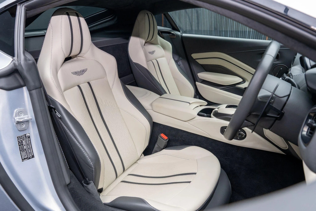Aston Martin Vantage 4.0 V8 Euro 6 Silver #2