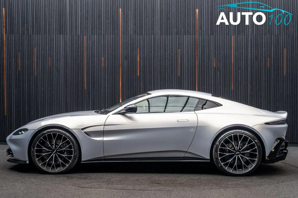 Aston Martin Vantage Vantage V8 Silver #15