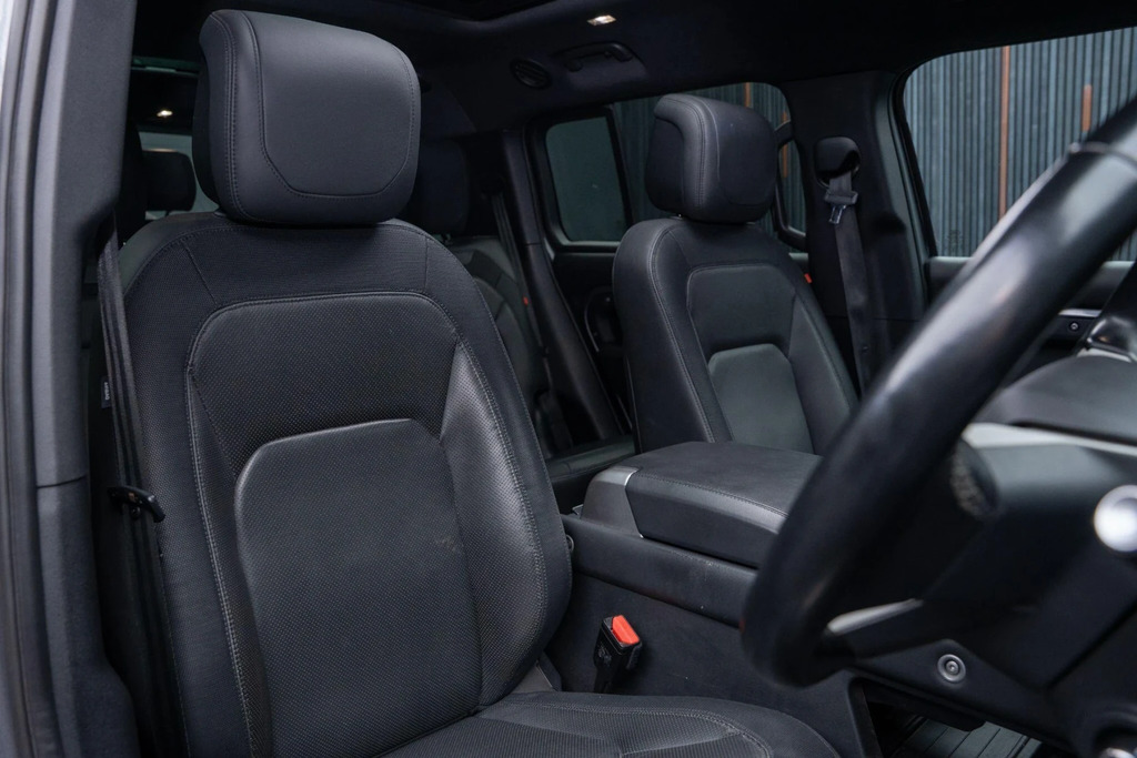 Land Rover Defender 130 Defender First Ed D Mhev Grey #12