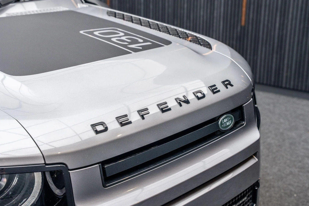 Land Rover Defender 130 Defender First Ed D Mhev Grey #25