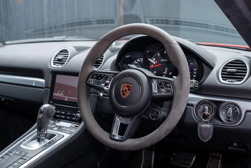 Porsche 718 Cayman 2.5T Gts Pdk Euro 6 Ss Red #4