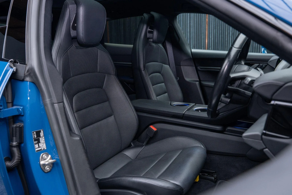 Porsche Taycan Performance Plus 93.4Kwh 4S Cross Turismo 4Wd Blue #2