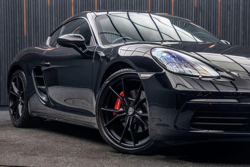 Porsche 718 Cayman 2L Null Silver #11