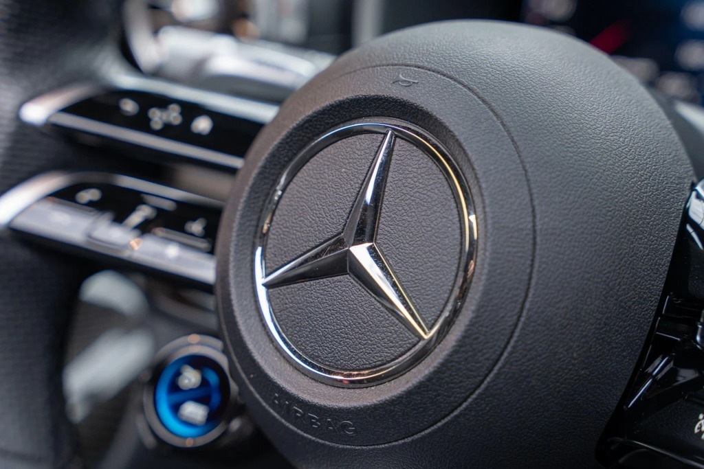 Mercedes-Benz SL Class #30