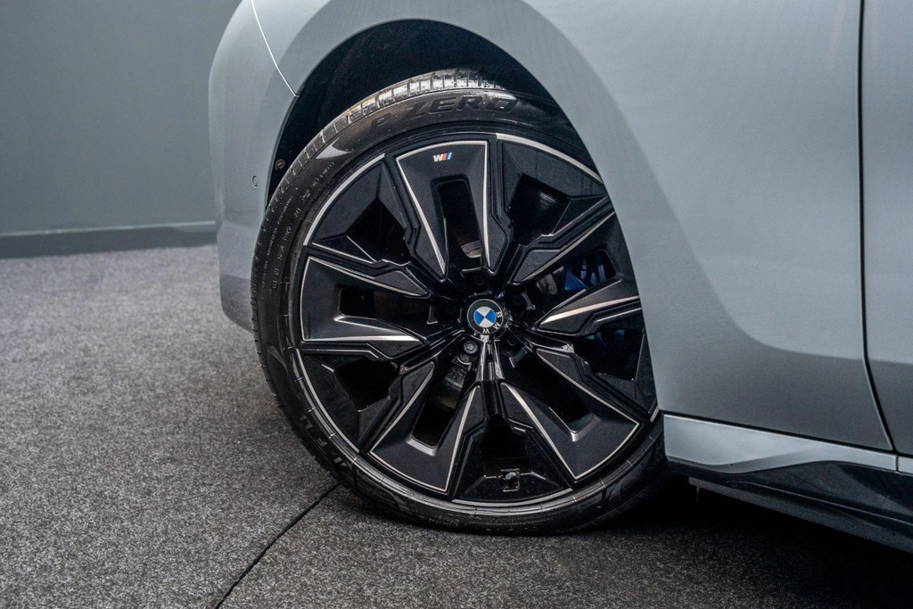 BMW i7 I7 M70 Xdrive Blue #13