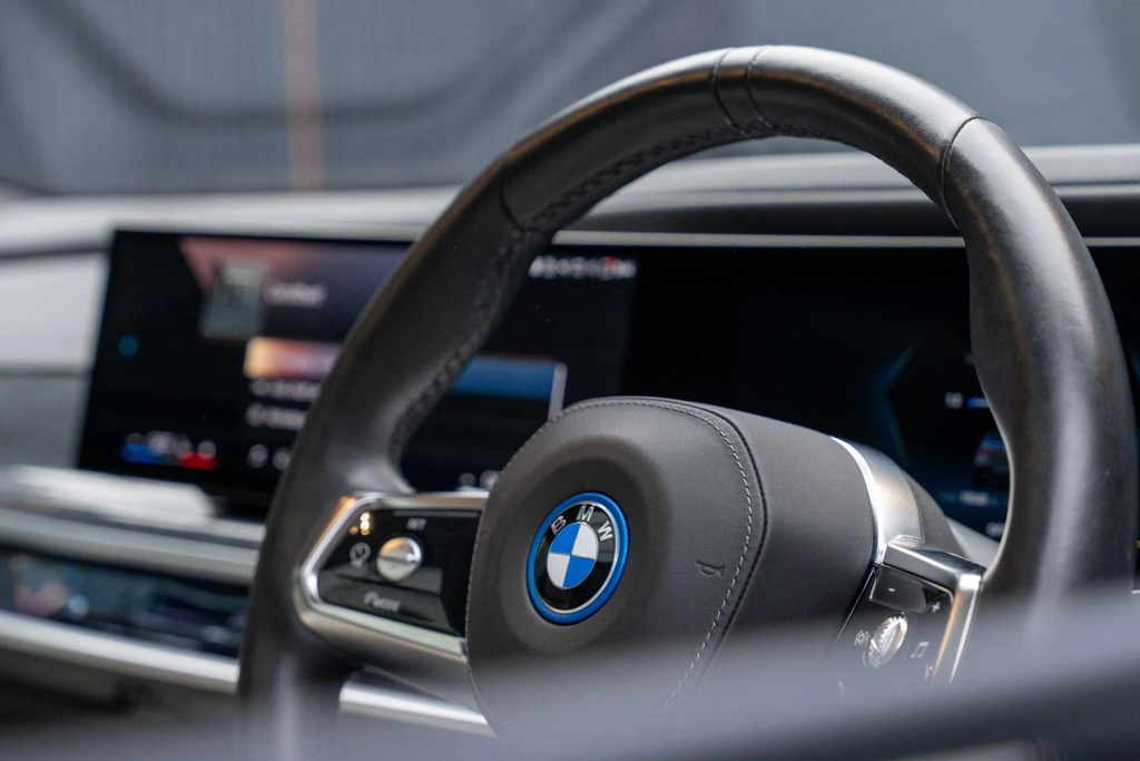 BMW i7 I7 M70 Xdrive Blue #54