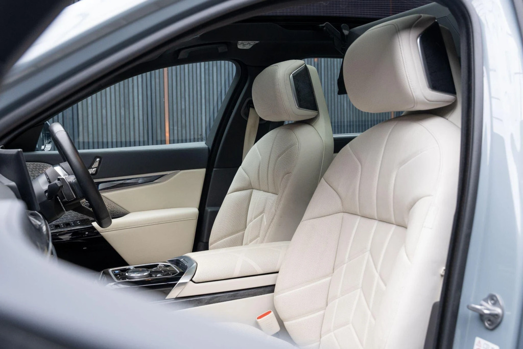 BMW i7 I7 M70 Xdrive Blue #49