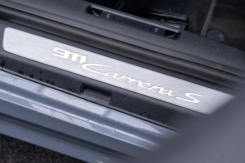 Porsche 911 Targa 4S 2024 Black #40