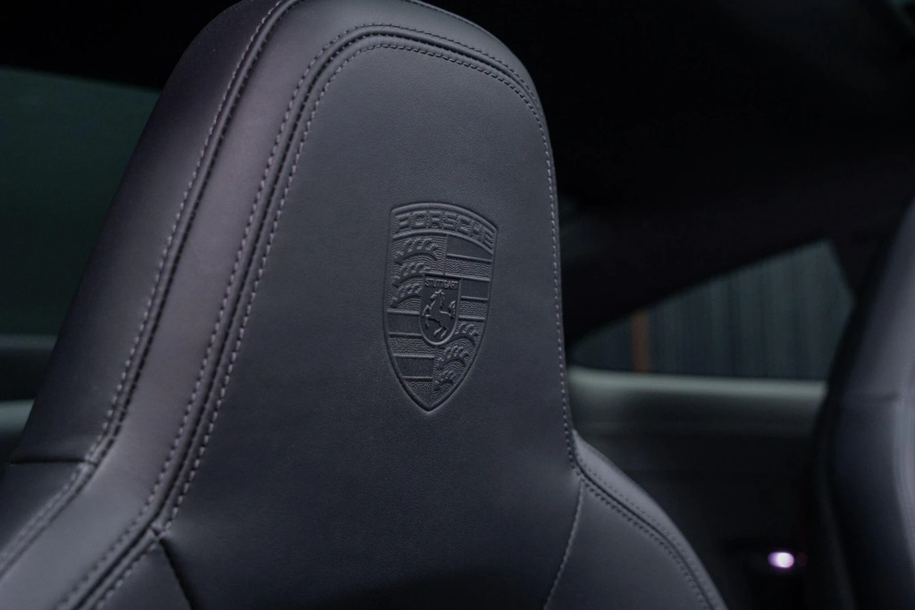 Porsche 911 Targa 4S 2024 Black #14