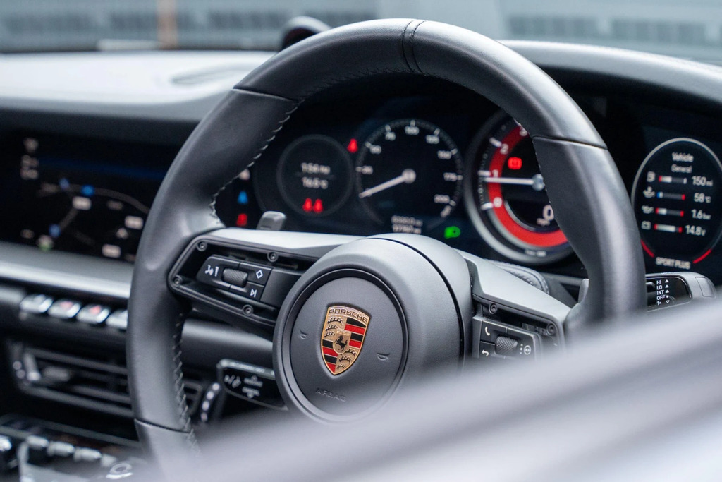 Porsche 911 Targa 4S 2024 Black #45
