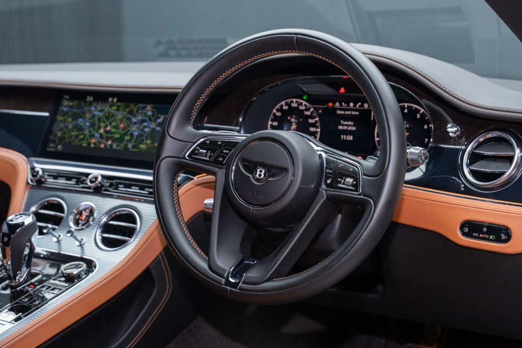 Bentley Continental Gt 6.0 W12 Gt First Edition Coupe 4Wd Orange #4