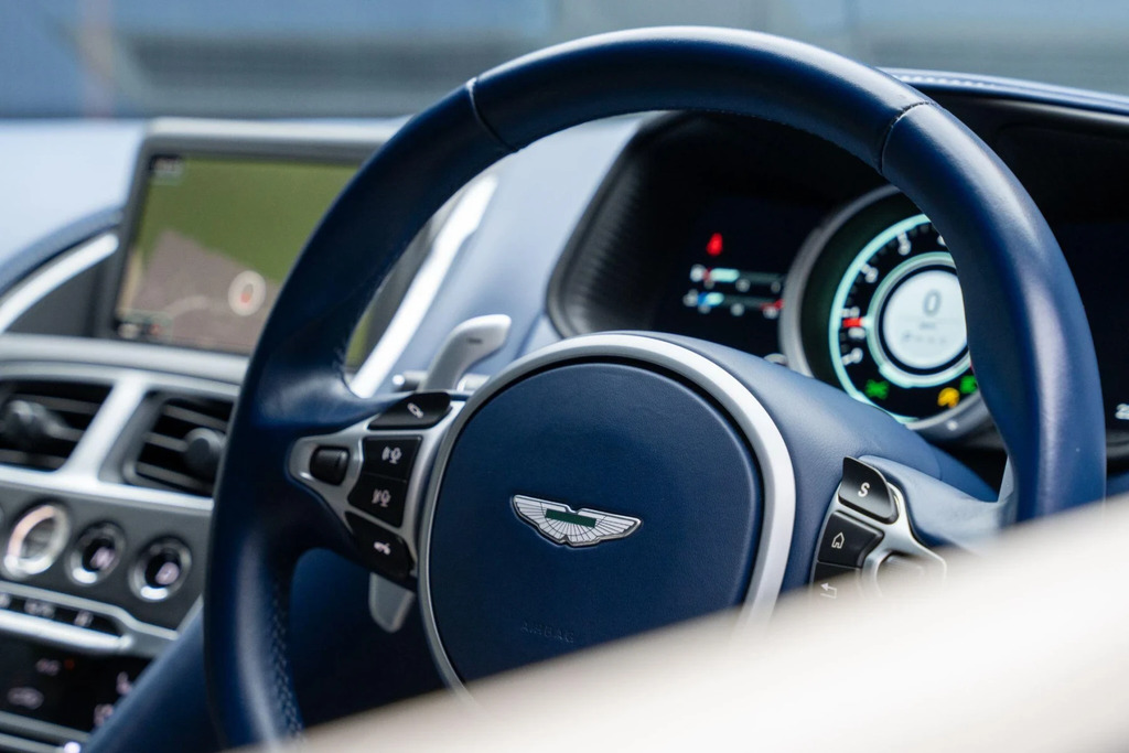 Aston Martin DB11 Amr V12 Coupe White #38